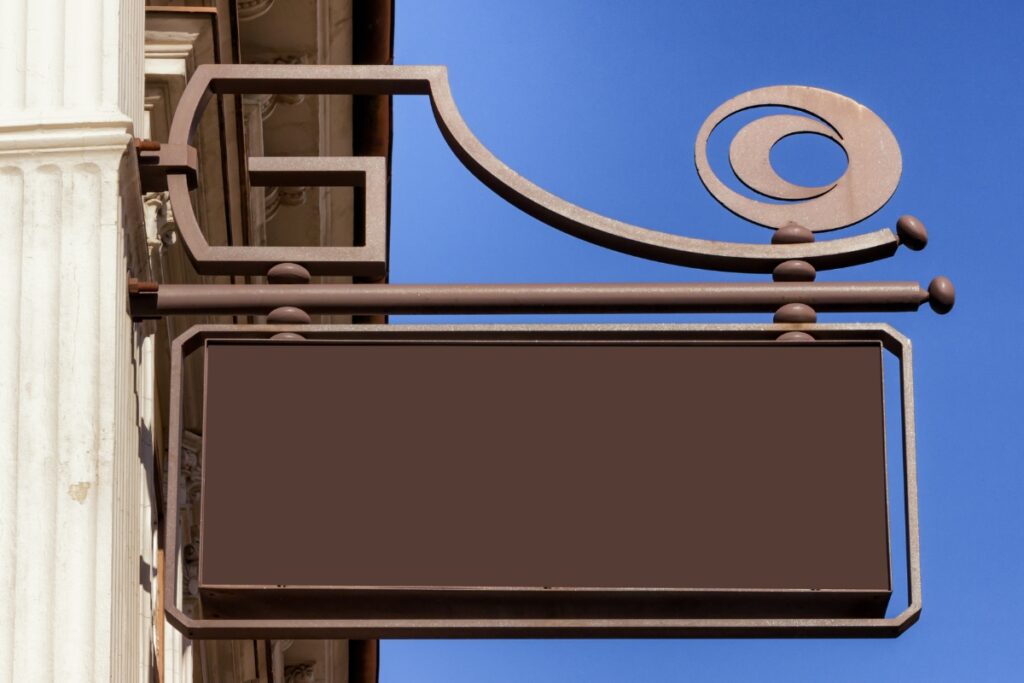 12 - Metal Wood Décor & More