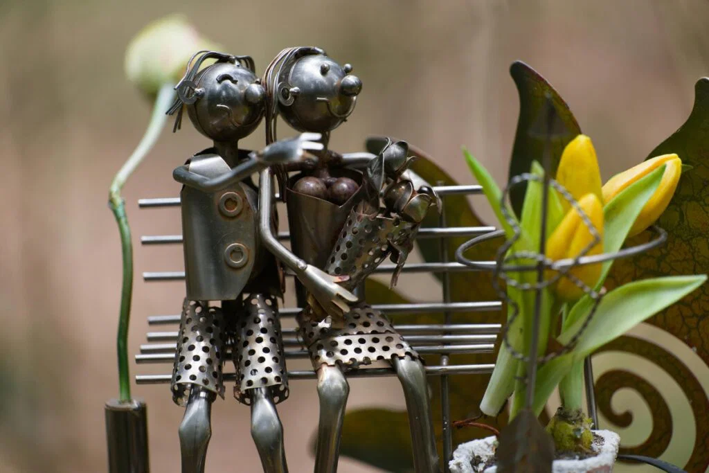 1 - Metal Wood Décor & More